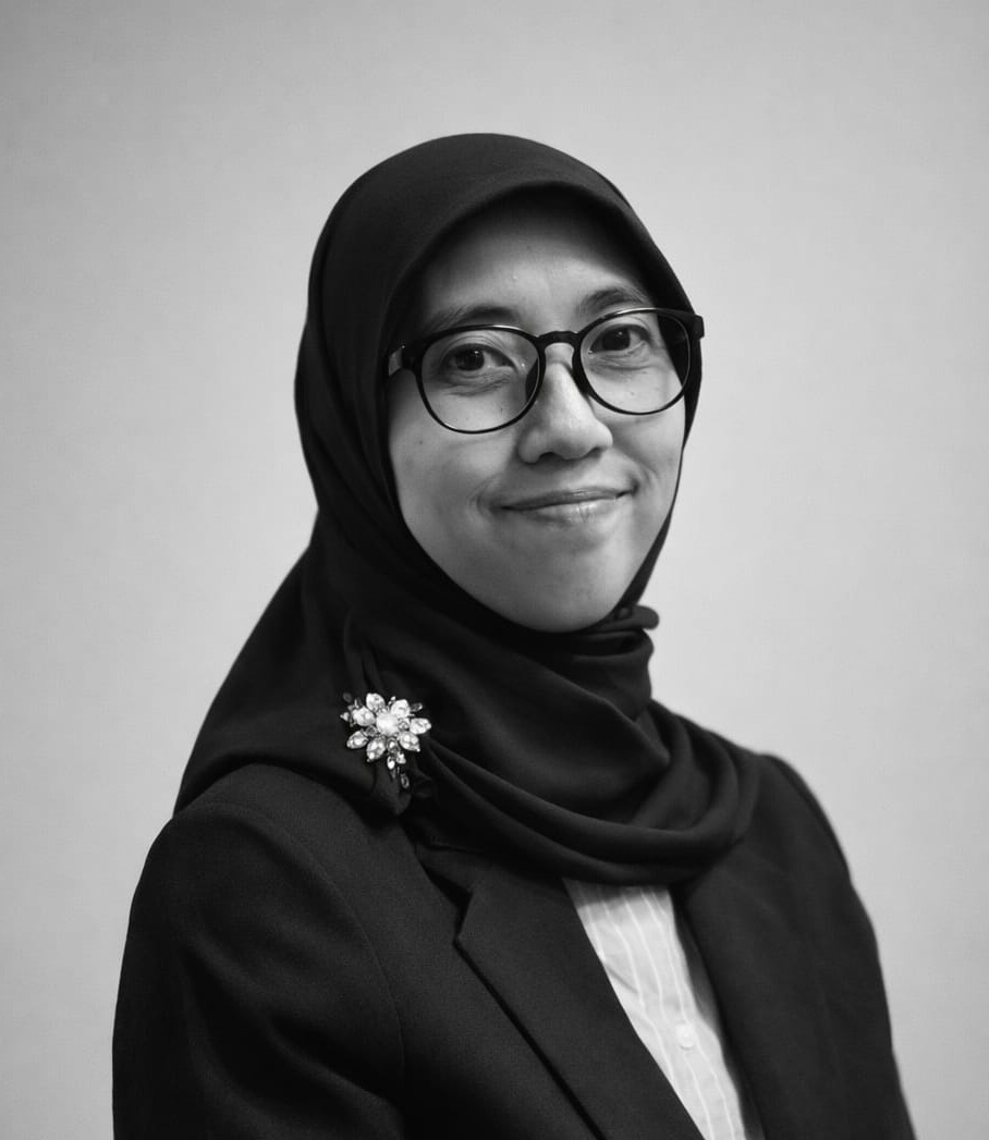 Novi Ekawanti intellectual property consultant patent administration specialist